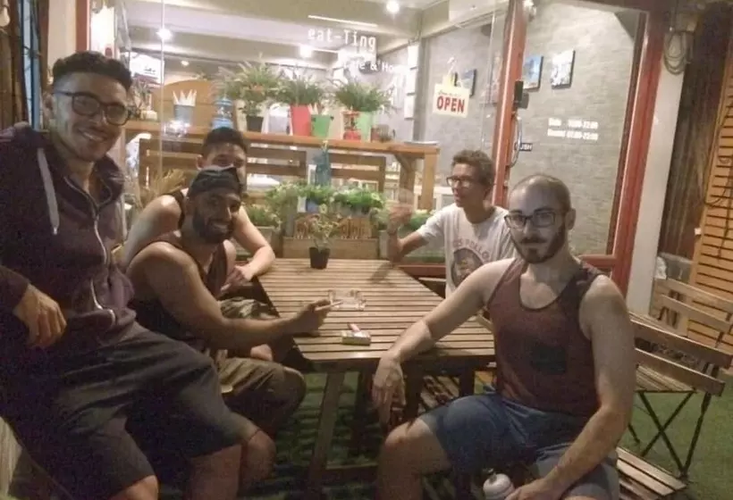 Eat   Ting Cafe And Hostel