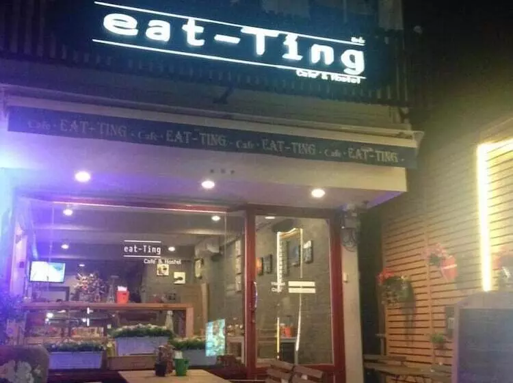 Eat   Ting Cafe And Hostel