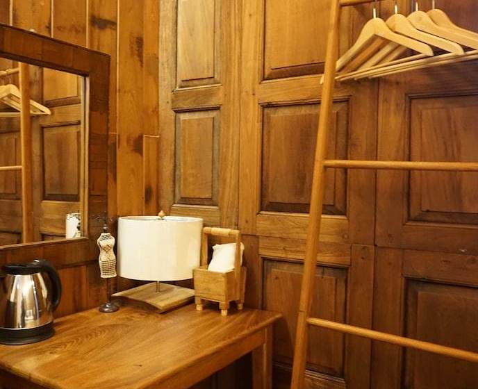 Gingerbread House B&b