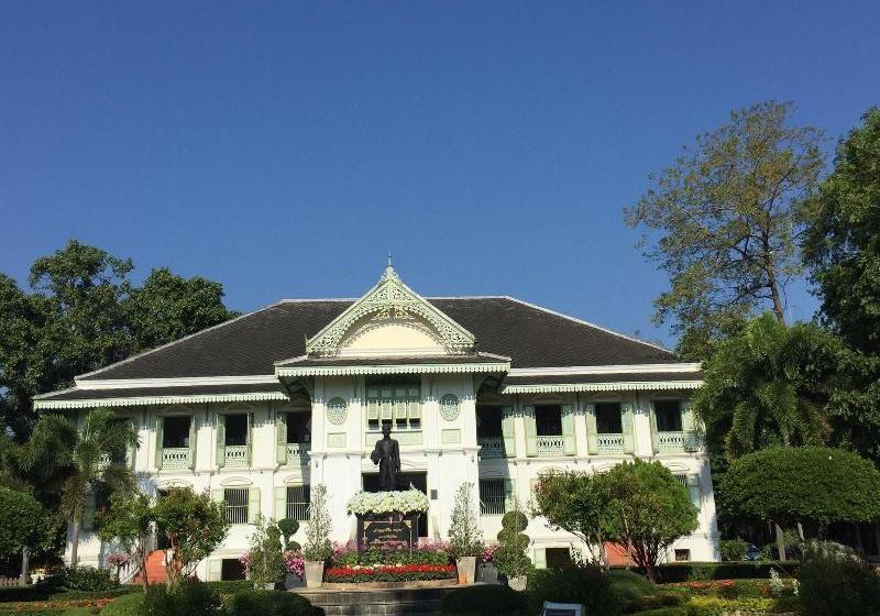 Gingerbread House B&b