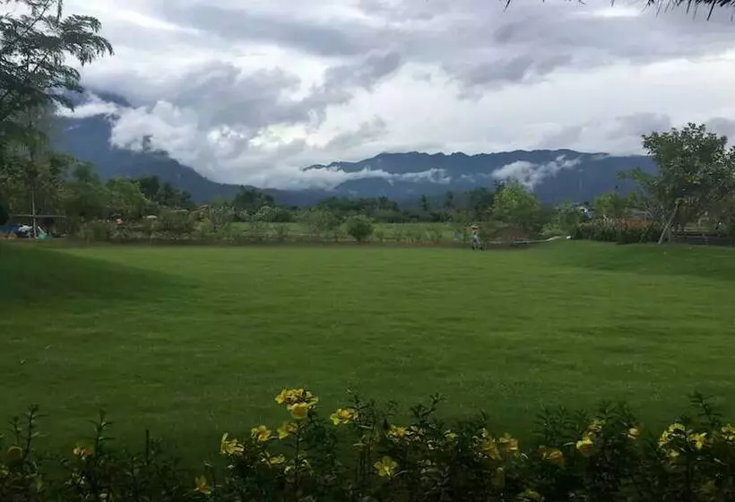 هتل Azalea Village Wellness Resort