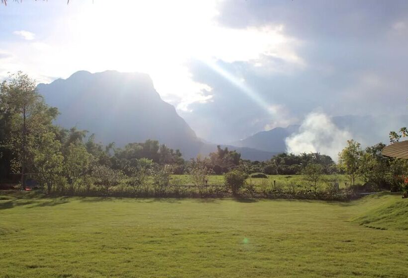 فندق Azalea Village Wellness Resort