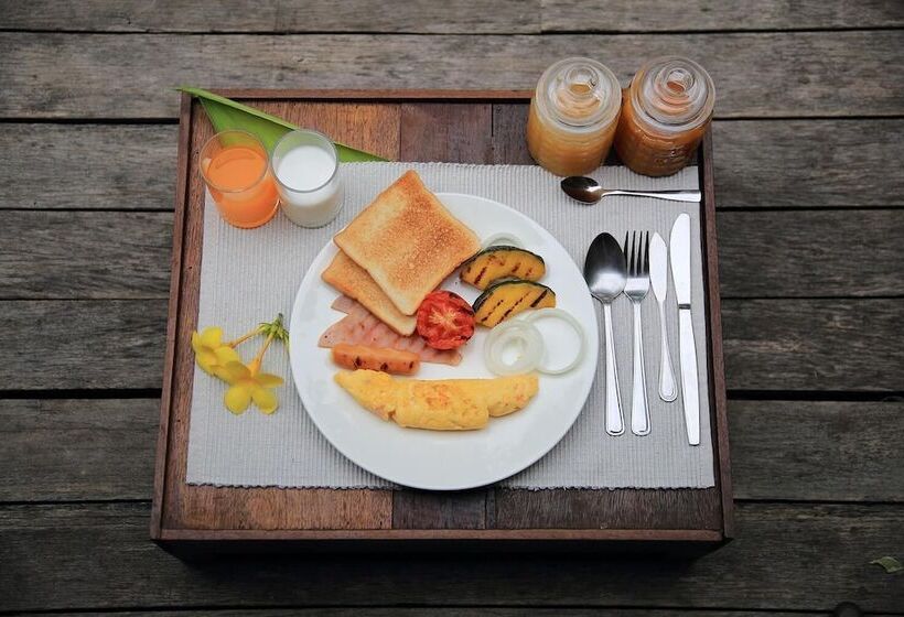 فندق Azalea Village Wellness Resort