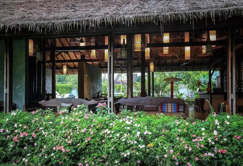 هتل Azalea Village Wellness Resort
