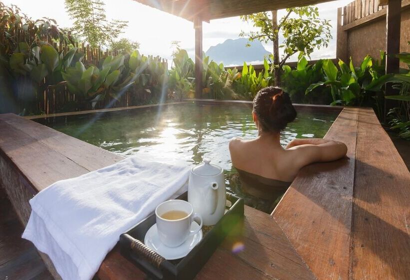 فندق Azalea Village Wellness Resort