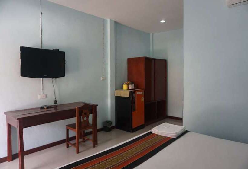 호텔 Bann Kwanlada