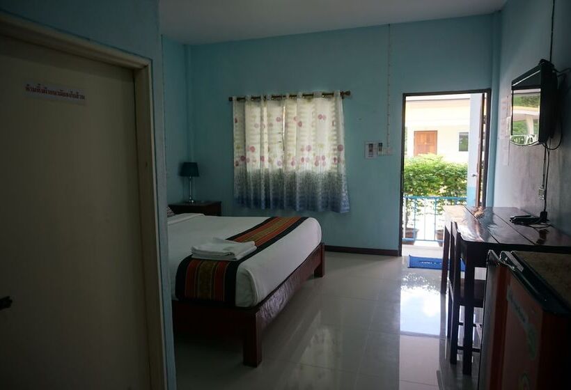 호텔 Bann Kwanlada