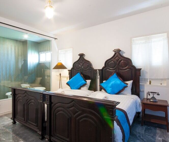 בית מלון כפרי Dharasom Colonial House