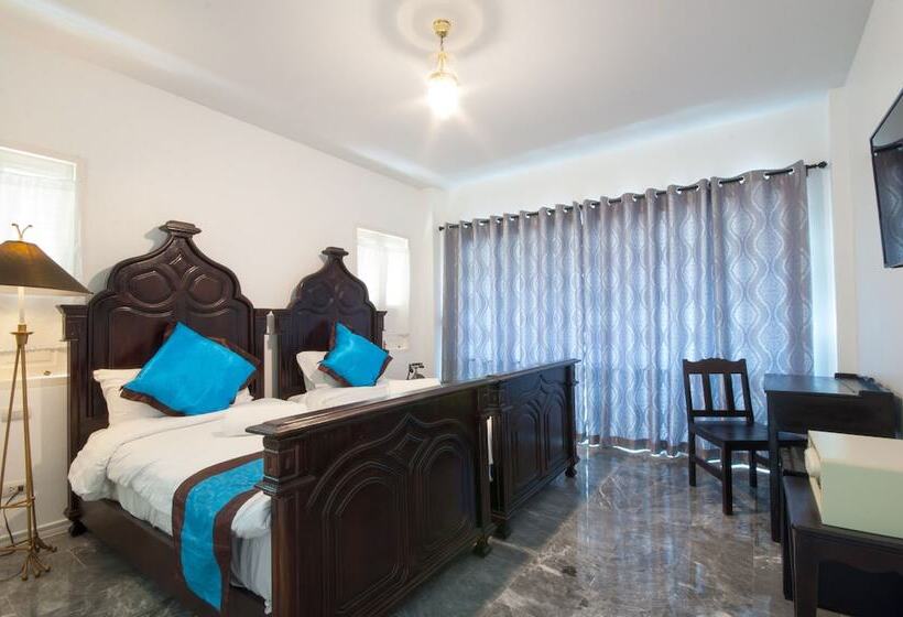 בית מלון כפרי Dharasom Colonial House