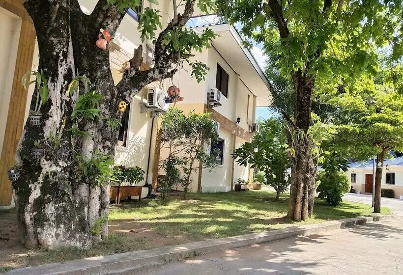 هتل โรงแรมฟ้าพราวฝน Fah Proud Fon
