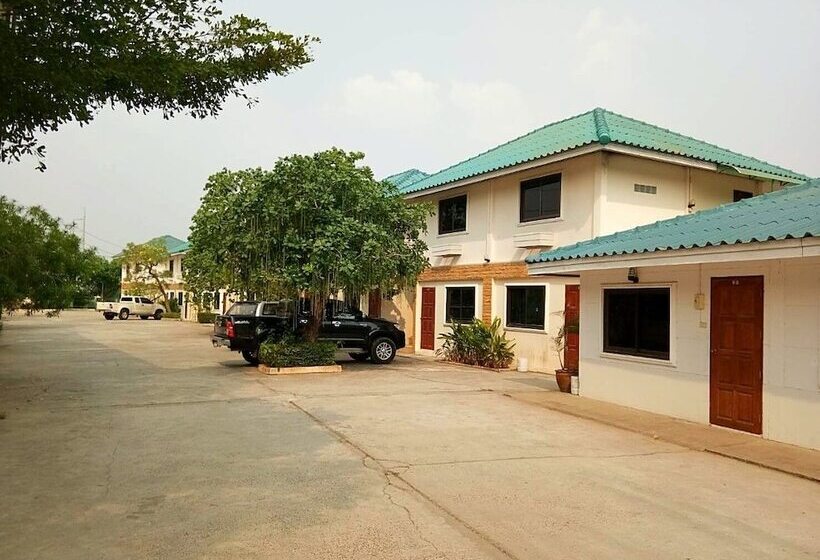 ホテル โรงแรมฟ้าพราวฝน Fah Proud Fon