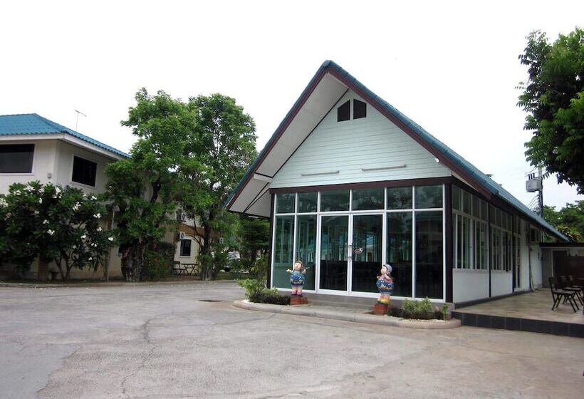 ホテル โรงแรมฟ้าพราวฝน Fah Proud Fon