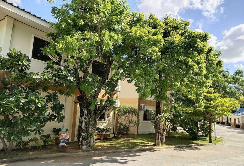 ホテル โรงแรมฟ้าพราวฝน Fah Proud Fon