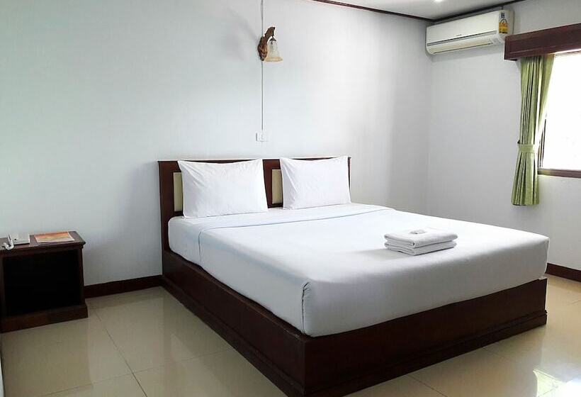 ホテル โรงแรมฟ้าพราวฝน Fah Proud Fon