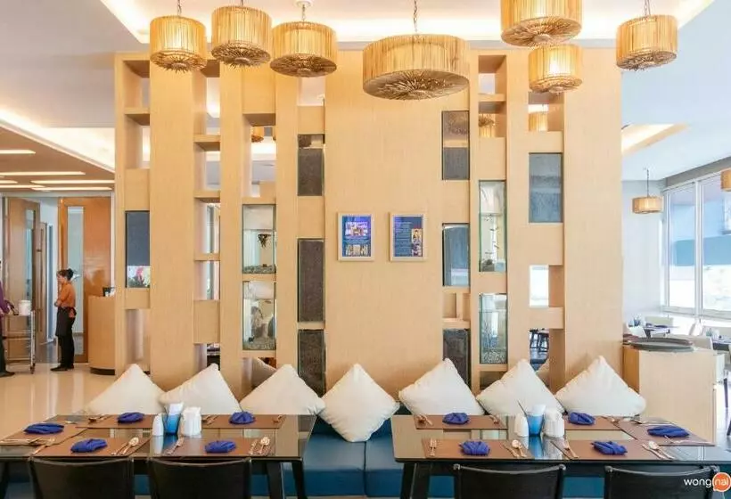 Grand Vista Hotel Chiangrai Sha Extra Plus