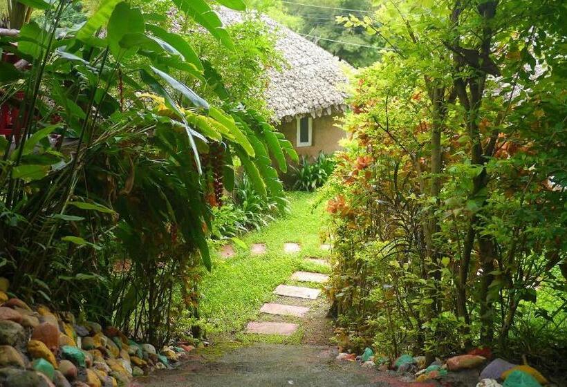 בית מלון כפרי Pho Rak Nah Pai