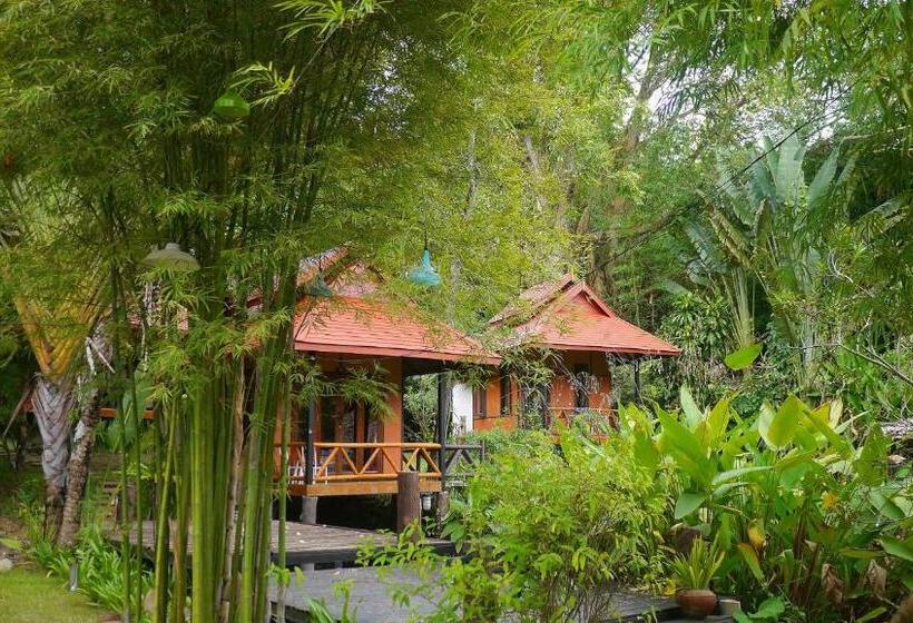 בית מלון כפרי Pho Rak Nah Pai