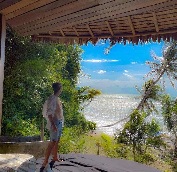 酒店 Somewhere Only We Know Resort