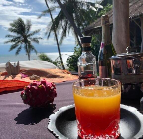 酒店 Somewhere Only We Know Resort