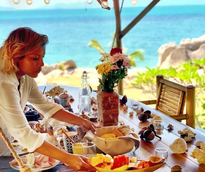 酒店 Somewhere Only We Know Resort