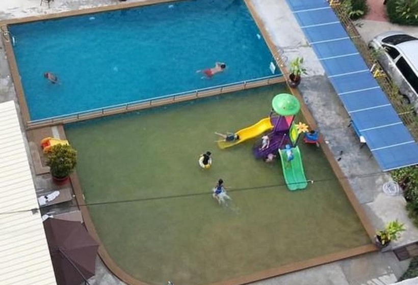 Отель The Sita Princess