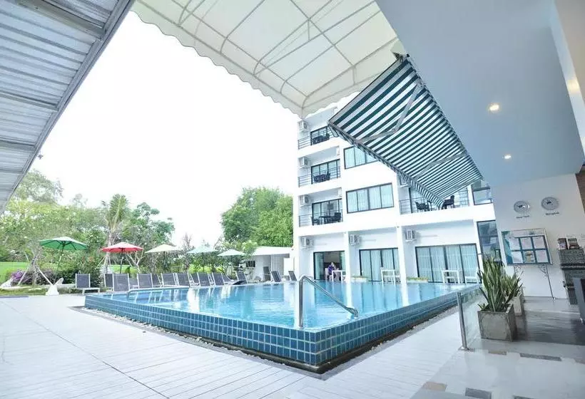 هتل Zen Rooms Jomtien 14