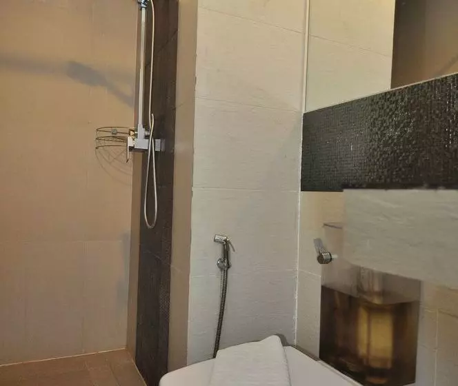 هتل Zen Rooms Jomtien 14