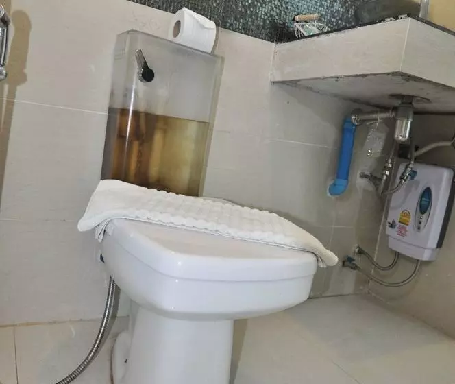 هتل Zen Rooms Jomtien 14