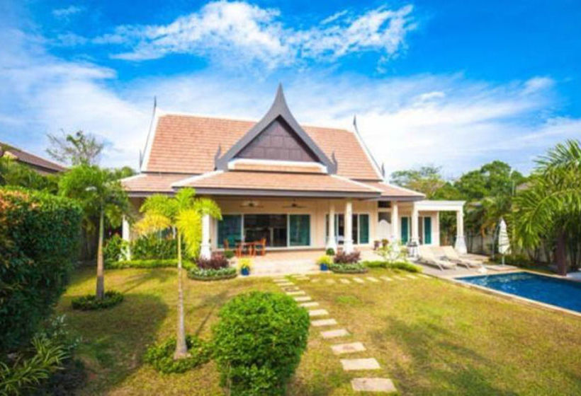 Nok Sawan Villa