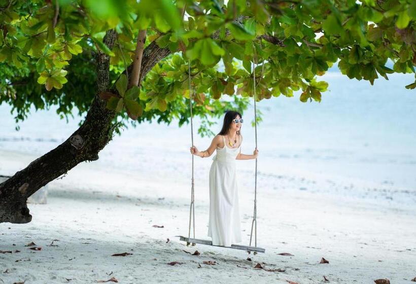 Pawapi Beach Resort Koh Mook