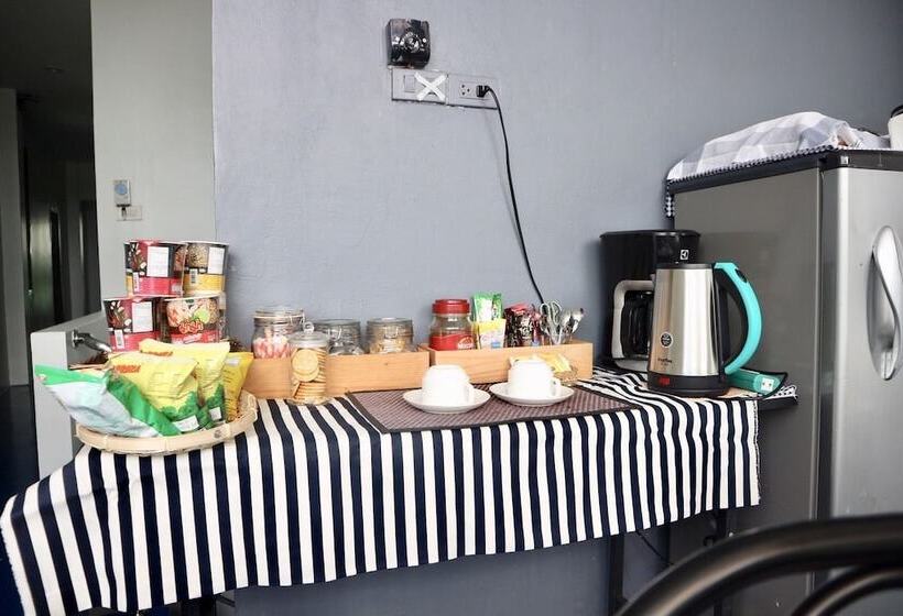 Pensió Pakta Phuket