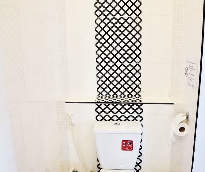 Pensió Pakta Phuket