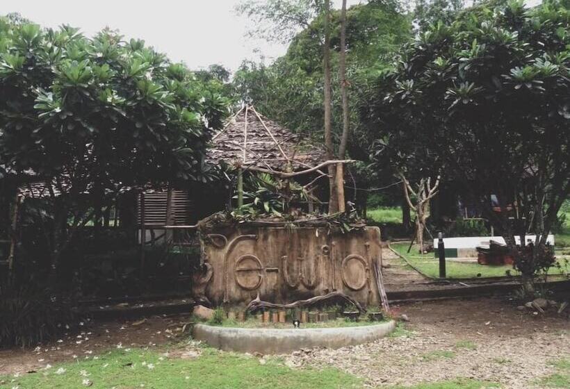 膳宿费 Rewild House