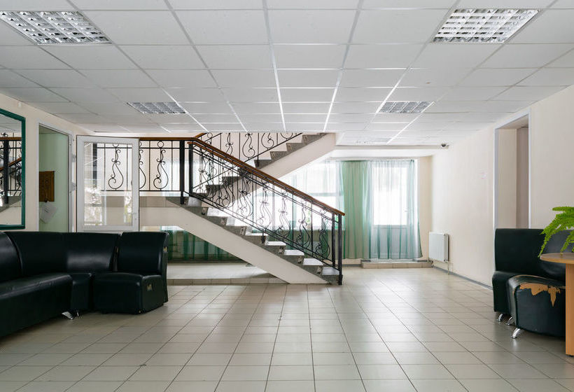 هاستل Zeleniy Bereg