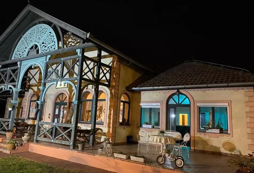 تختخواب و صبحانه Vila Regina