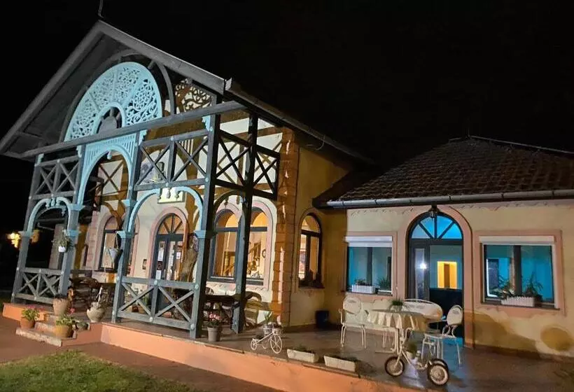 تختخواب و صبحانه Vila Regina