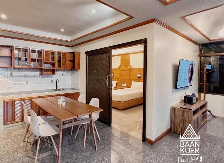 فندق บ้านเกื้อ เดอะ ลิฟวิ่ง