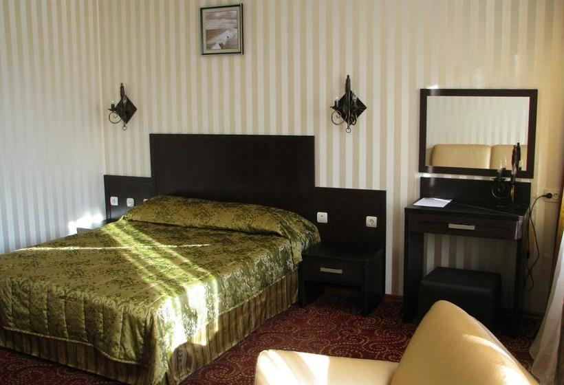 ホテル Aliye Parusa