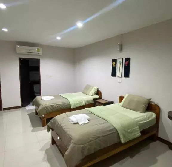 هتل Klang Muang River Home