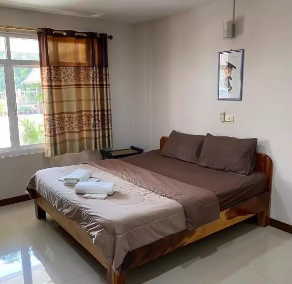 هتل Klang Muang River Home