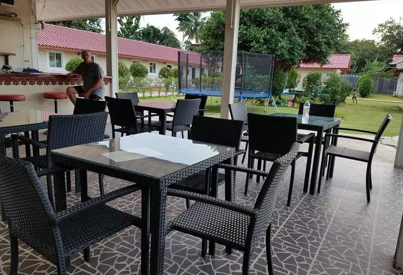 ホテル Moon River Resort