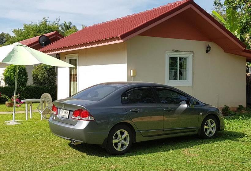 Отель Moon River Resort