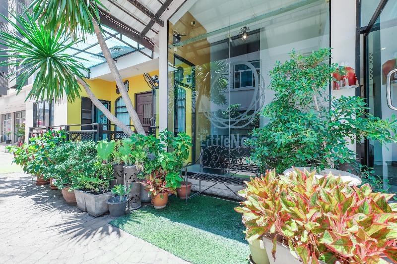 هتل The Little Nest Phuket