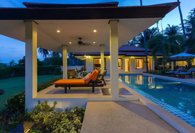 هتل Villa Baan Tawan Chai