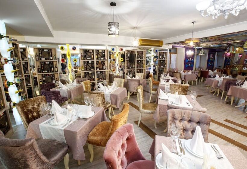 Kamarooms Business Hotel & Spa