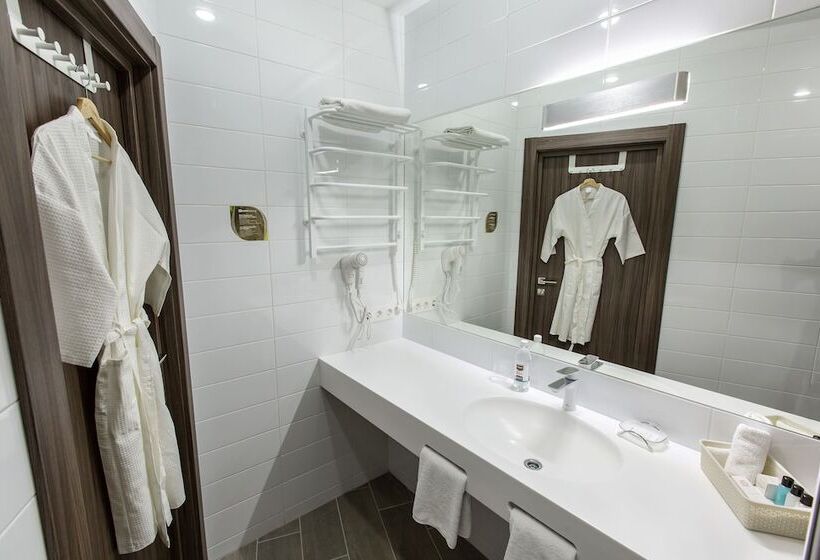 Kamarooms Business Hotel & Spa