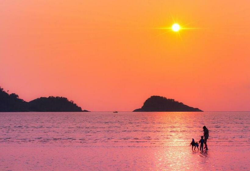 Little Sunshine Boutique Beach Resort & Spa