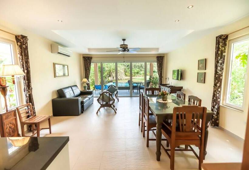 Little Sunshine Boutique Beach Resort & Spa