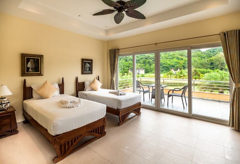 Little Sunshine Boutique Beach Resort & Spa