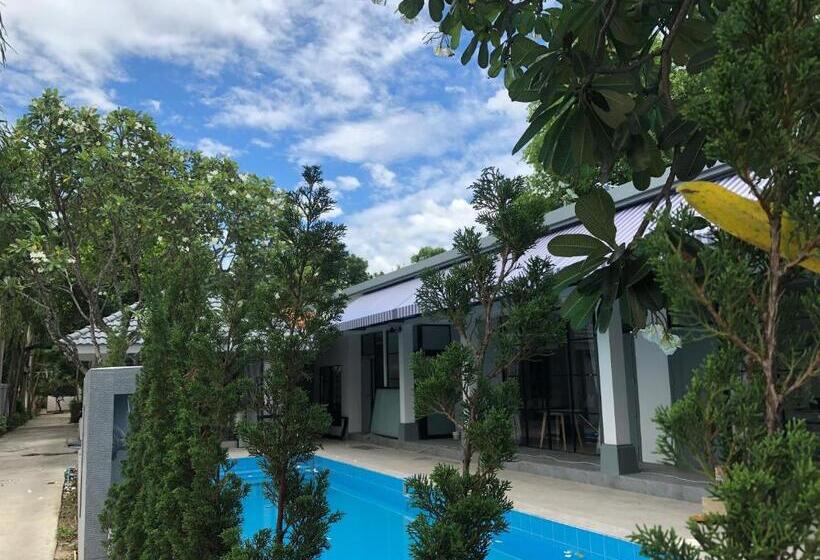 Курорт La Riva Boutique